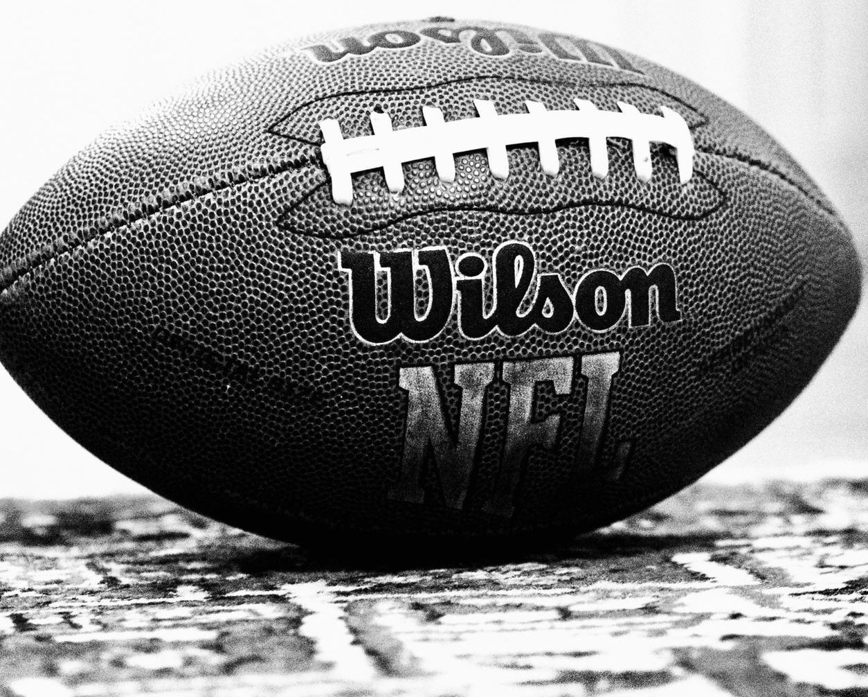 Playcaller - Die Schönheit der NFL liegt auf dem Platz.